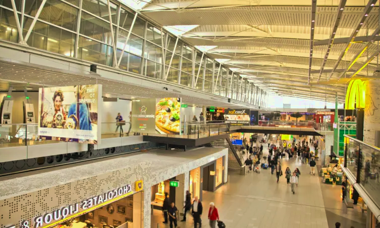 Amsterdam Schiphol Havalimanı