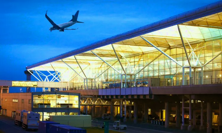 Londra Stansted Havaalanı