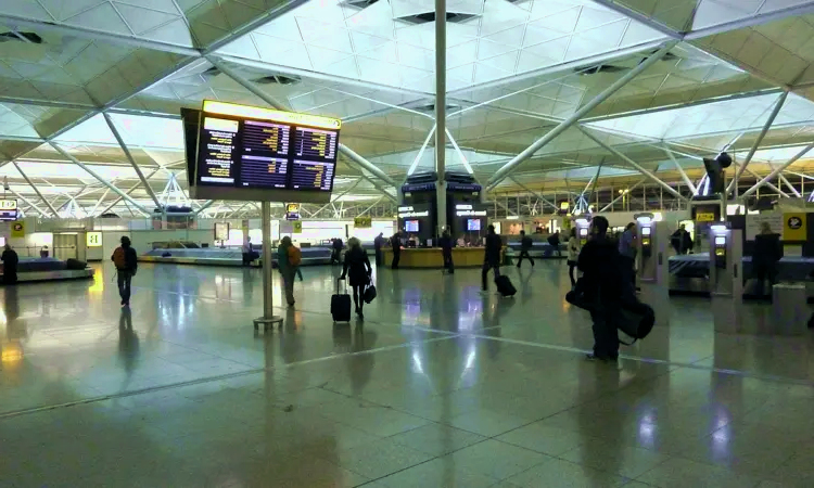 Londra Stansted Havaalanı